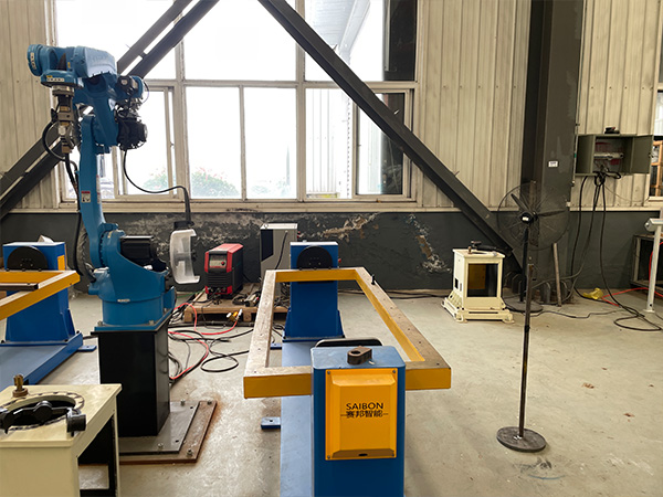 厚板焊接机器人维护保养注意事项